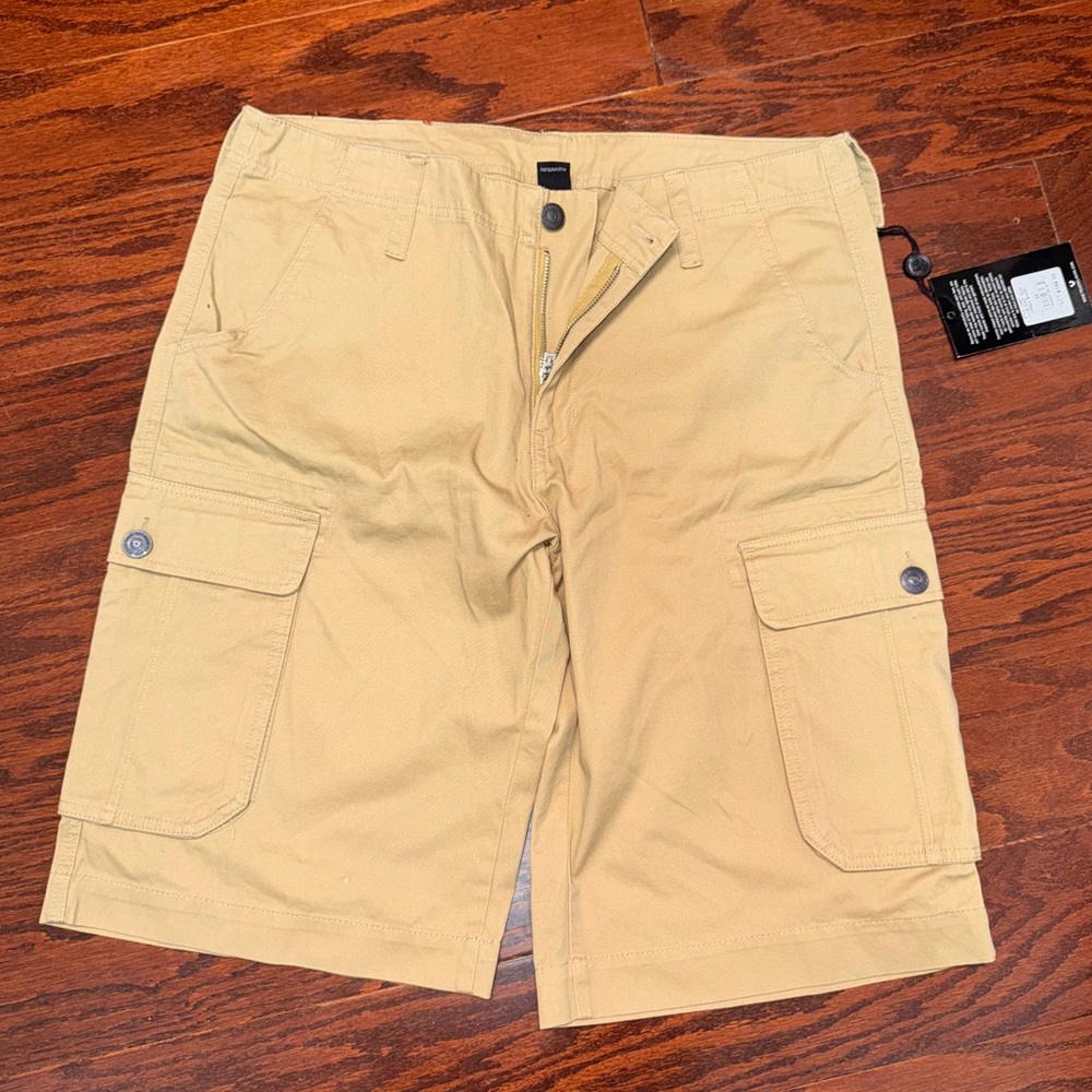 COPY - True religions short size 34 men
